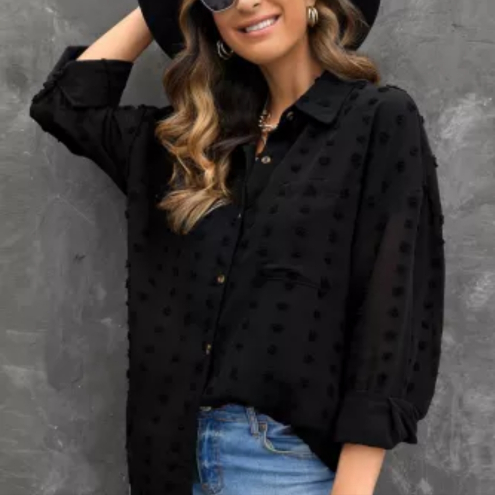 New long sleeved button Swiss dot top - Picture 2 of 8